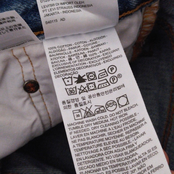 NWT Levi's 501 W24 L26 Taper Cropped Jean - Picture 12 of 17